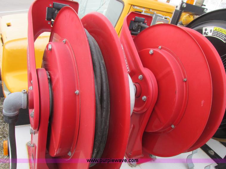 image for item L4230 2007 Freightliner Business Class M2 service truck