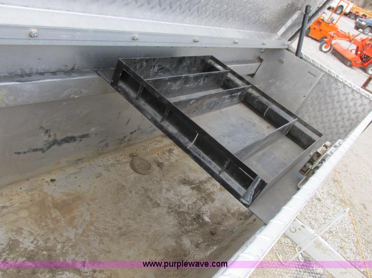 image for item L4230 2007 Freightliner Business Class M2 service truck