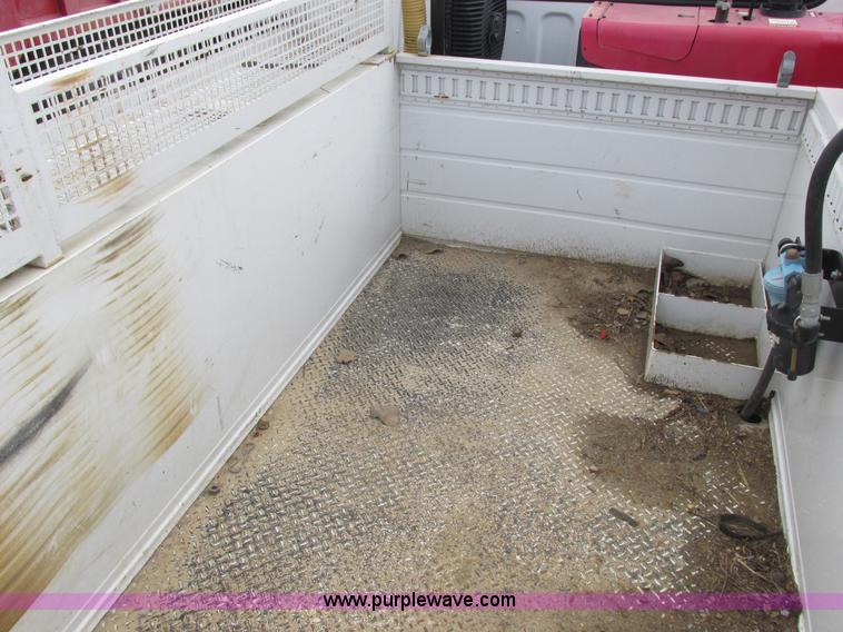 image for item L4230 2007 Freightliner Business Class M2 service truck