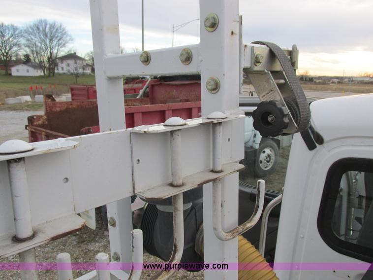 image for item L4230 2007 Freightliner Business Class M2 service truck