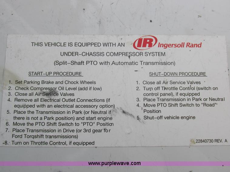 image for item L4230 2007 Freightliner Business Class M2 service truck