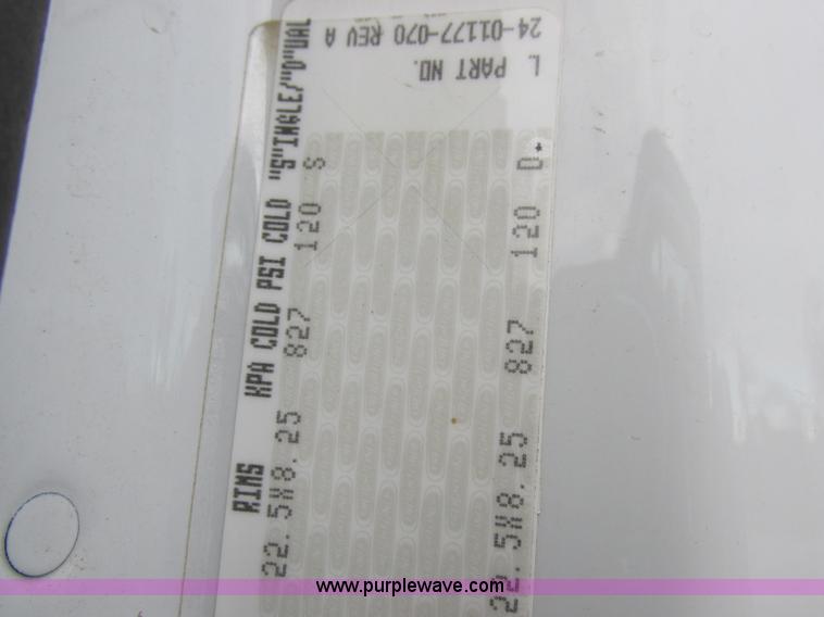 image for item L4230 2007 Freightliner Business Class M2 service truck