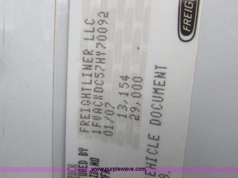 image for item L4230 2007 Freightliner Business Class M2 service truck