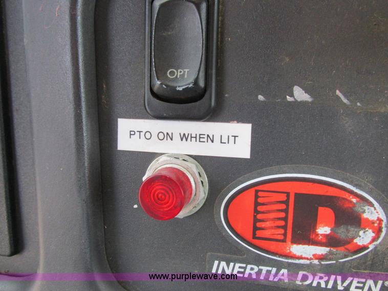 image for item L4230 2007 Freightliner Business Class M2 service truck