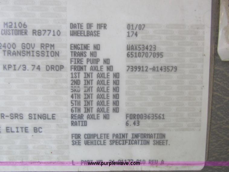 image for item L4230 2007 Freightliner Business Class M2 service truck