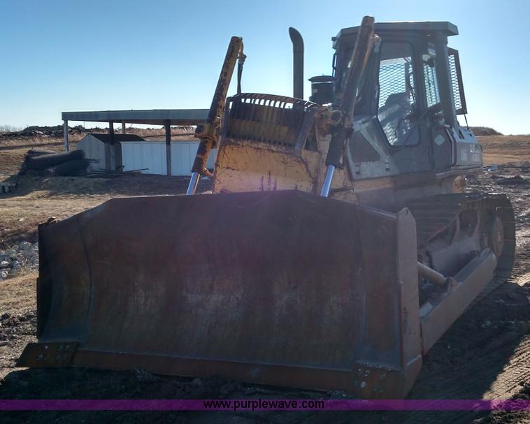 image for item L6092 1999 Komatsu D65EX-12 dozer