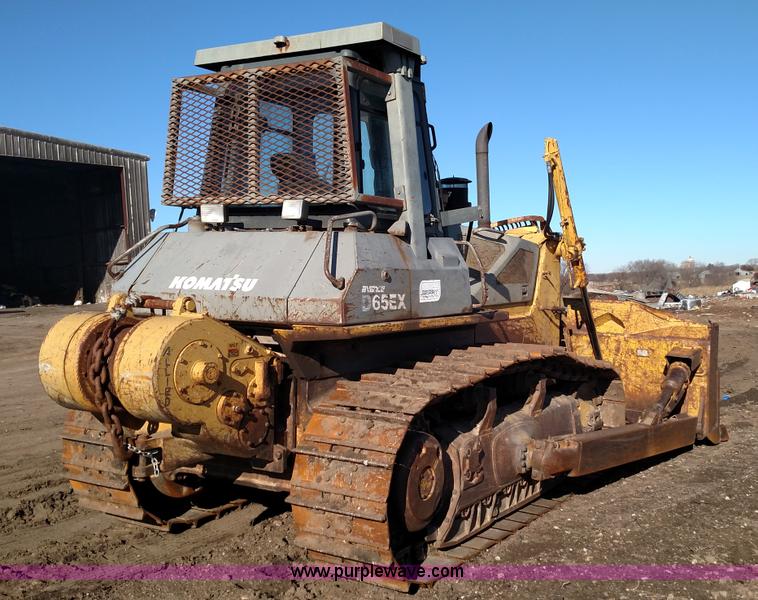 image for item L6092 1999 Komatsu D65EX-12 dozer