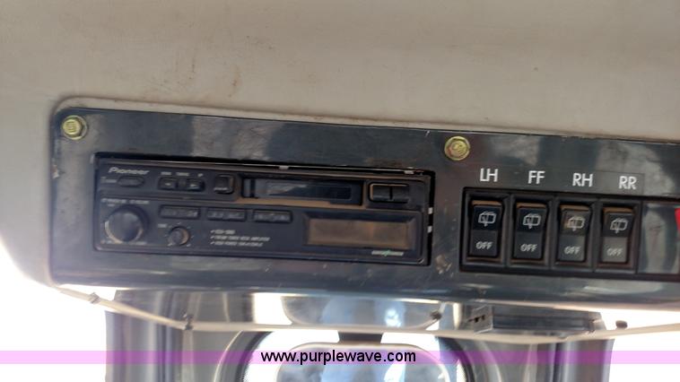 image for item L6092 1999 Komatsu D65EX-12 dozer