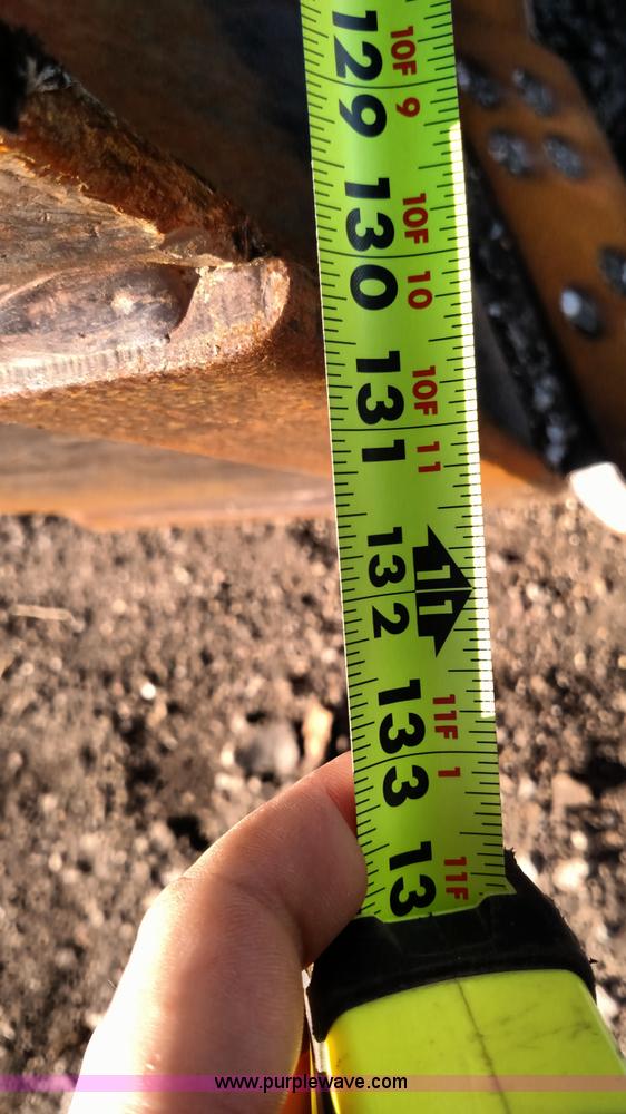 image for item L6092 1999 Komatsu D65EX-12 dozer