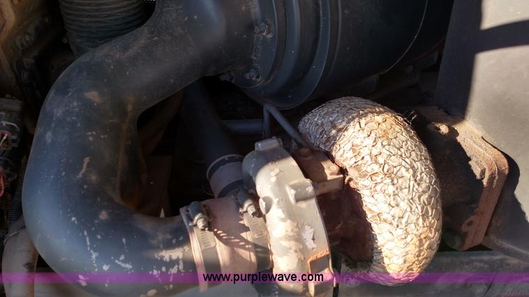 image for item L6092 1999 Komatsu D65EX-12 dozer