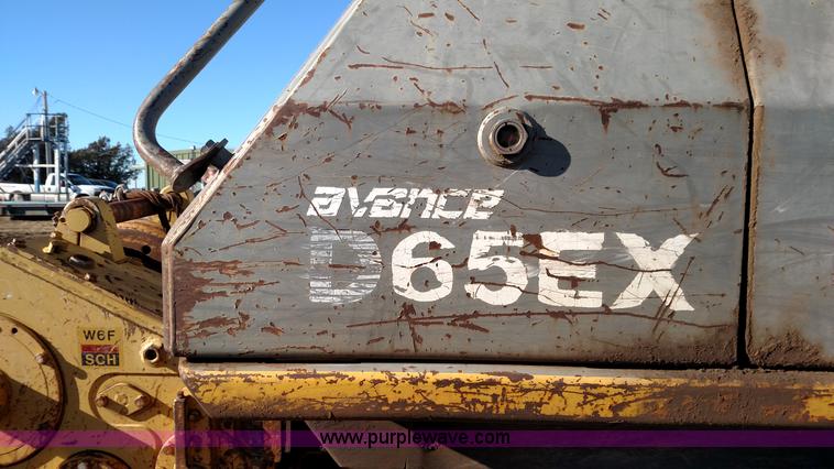 image for item L6092 1999 Komatsu D65EX-12 dozer