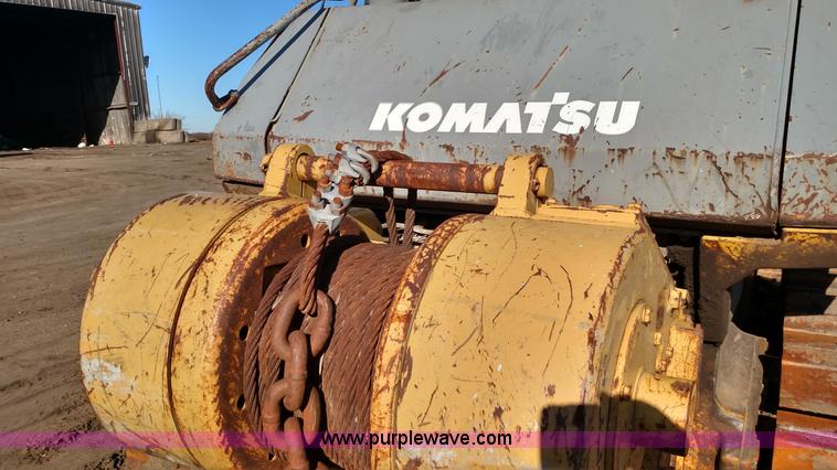 image for item L6092 1999 Komatsu D65EX-12 dozer