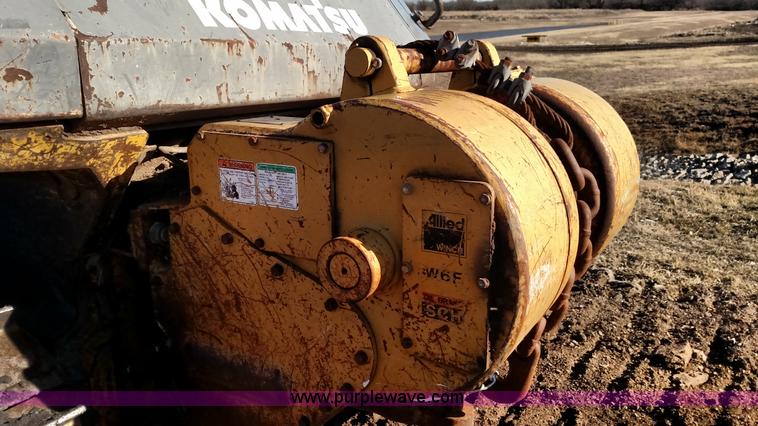 image for item L6092 1999 Komatsu D65EX-12 dozer