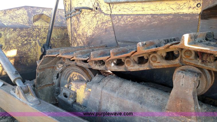 image for item L6092 1999 Komatsu D65EX-12 dozer