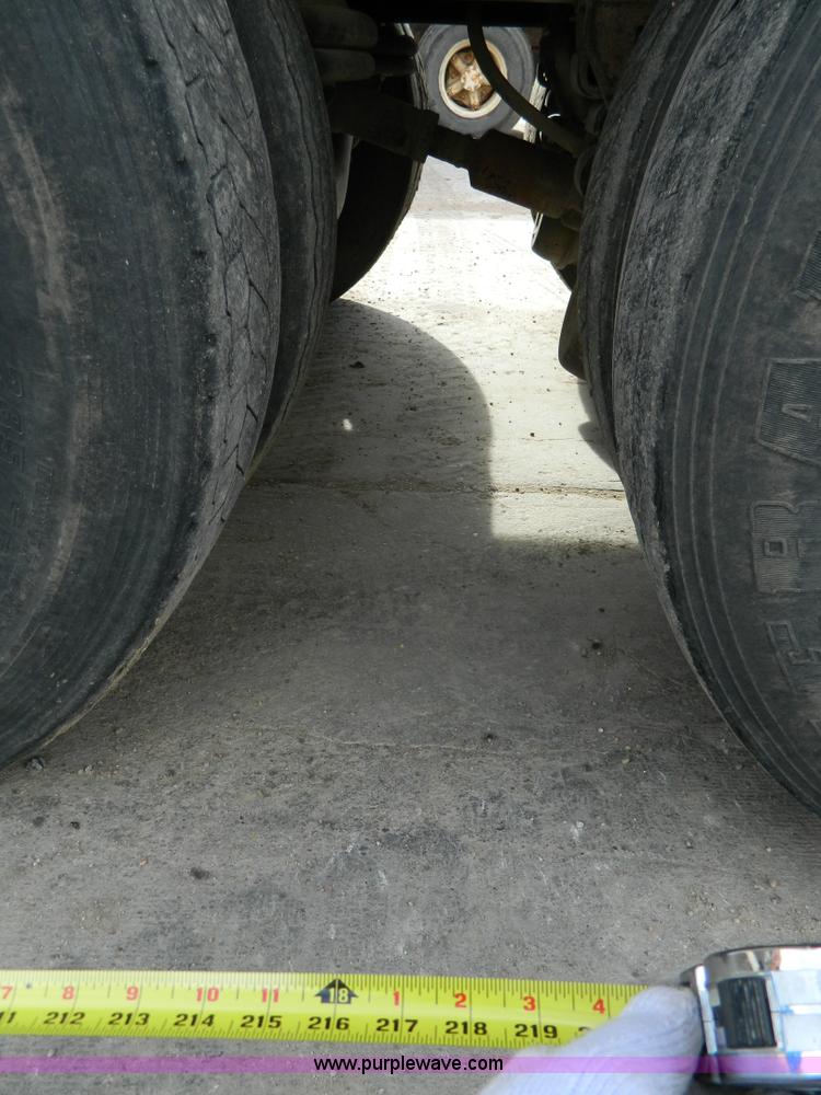 image for item L7293 1987 Freightliner FLC-64T water truck