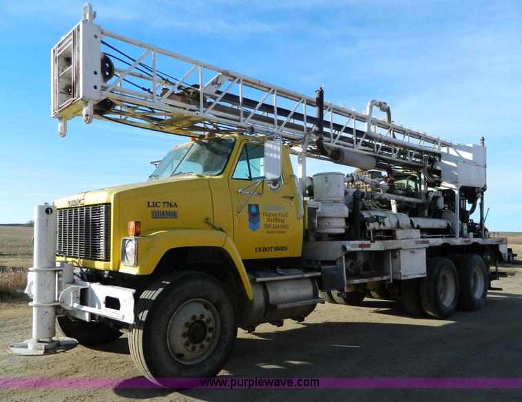 image for item L7299 1987 GMC Brigadier drill rig truck