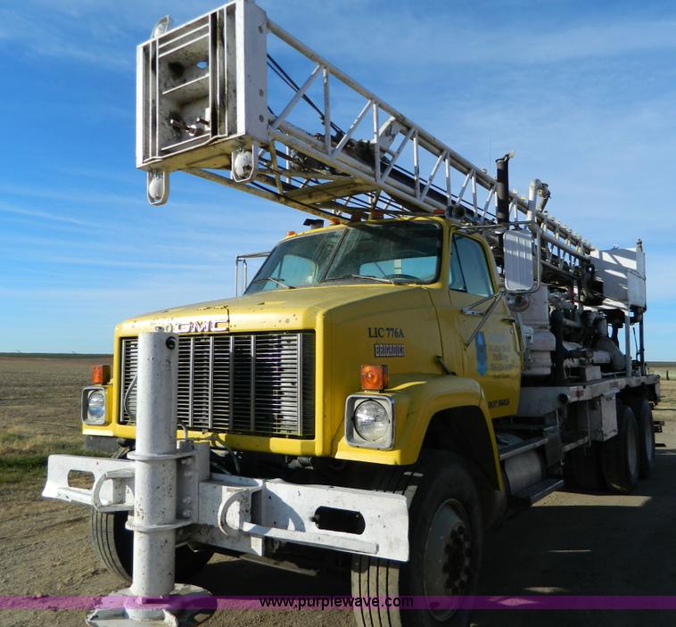 image for item L7299 1987 GMC Brigadier drill rig truck