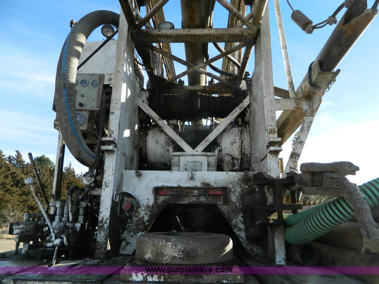 image for item L7299 1987 GMC Brigadier drill rig truck