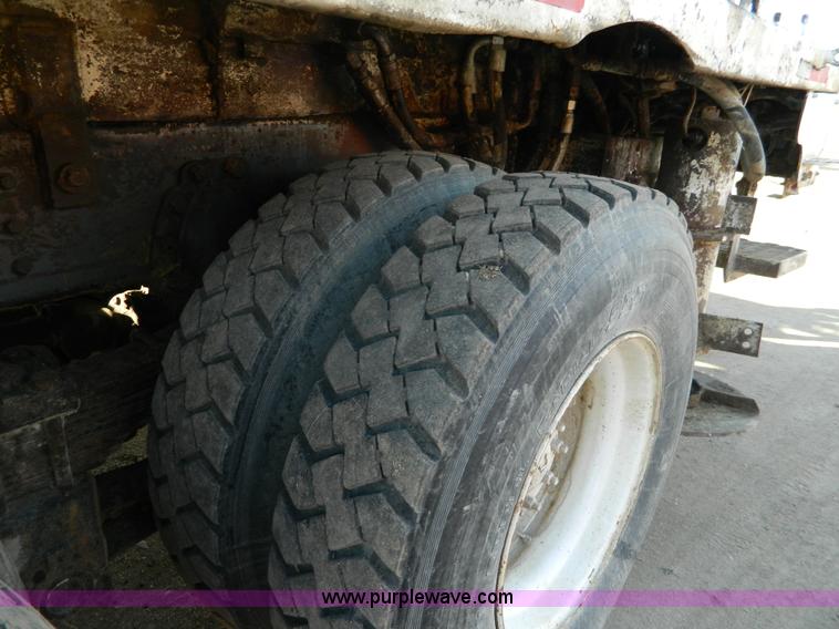 image for item L7299 1987 GMC Brigadier drill rig truck