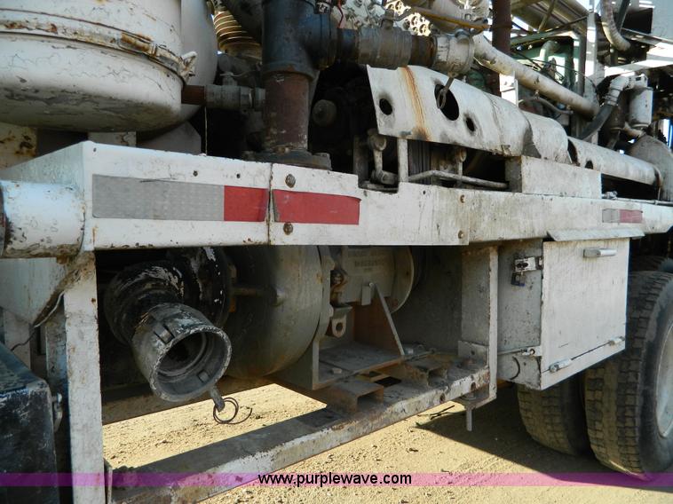 image for item L7299 1987 GMC Brigadier drill rig truck