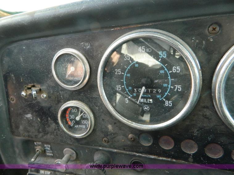 image for item L7299 1987 GMC Brigadier drill rig truck