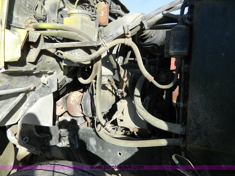 image for item L7299 1987 GMC Brigadier drill rig truck