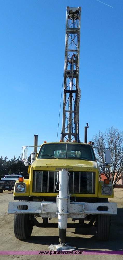 image for item L7299 1987 GMC Brigadier drill rig truck