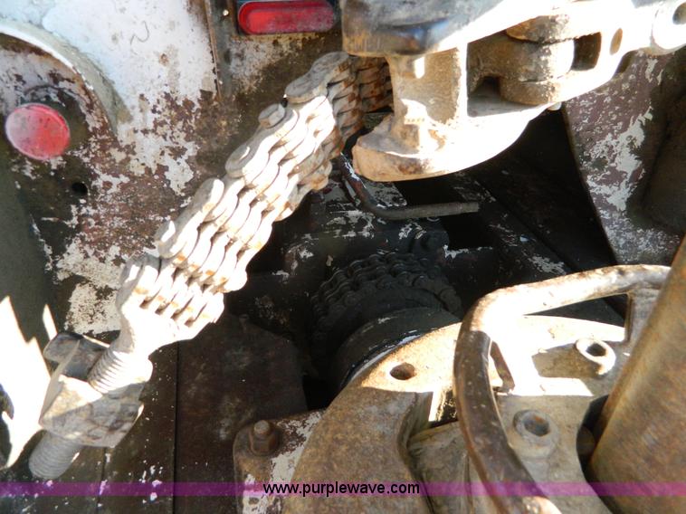 image for item L7299 1987 GMC Brigadier drill rig truck