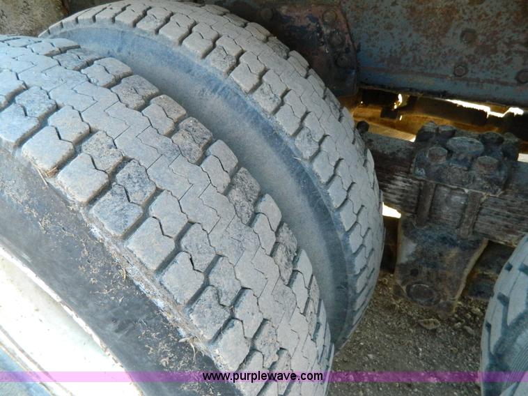 image for item L7299 1987 GMC Brigadier drill rig truck