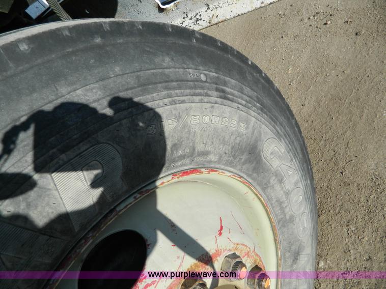 image for item L7299 1987 GMC Brigadier drill rig truck