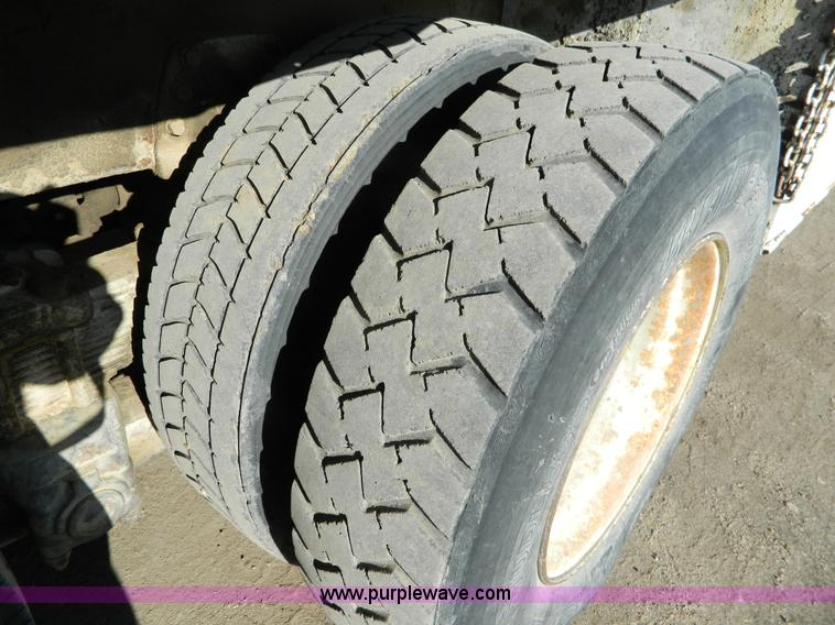 image for item L7299 1987 GMC Brigadier drill rig truck