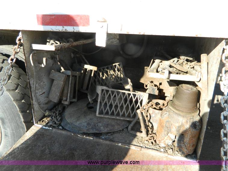 image for item L7299 1987 GMC Brigadier drill rig truck