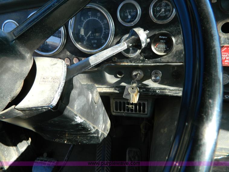 image for item L7299 1987 GMC Brigadier drill rig truck