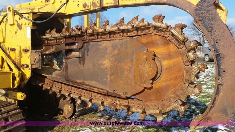 image for item N9339 2000 Vermeer T655 DT trencher