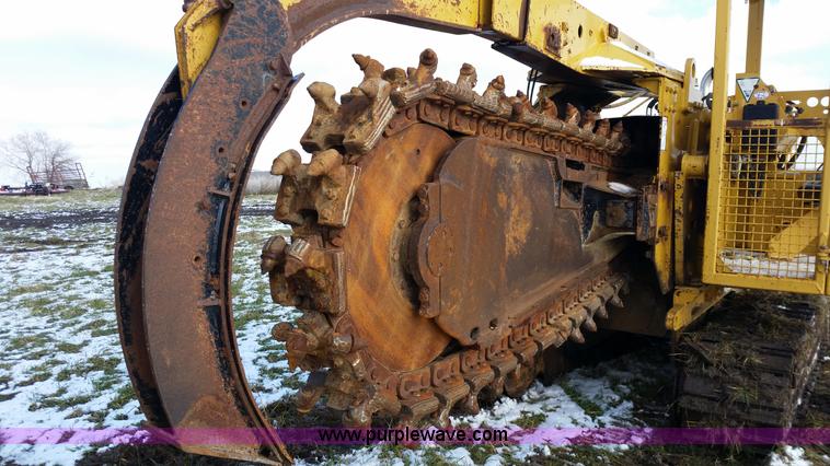 image for item N9339 2000 Vermeer T655 DT trencher
