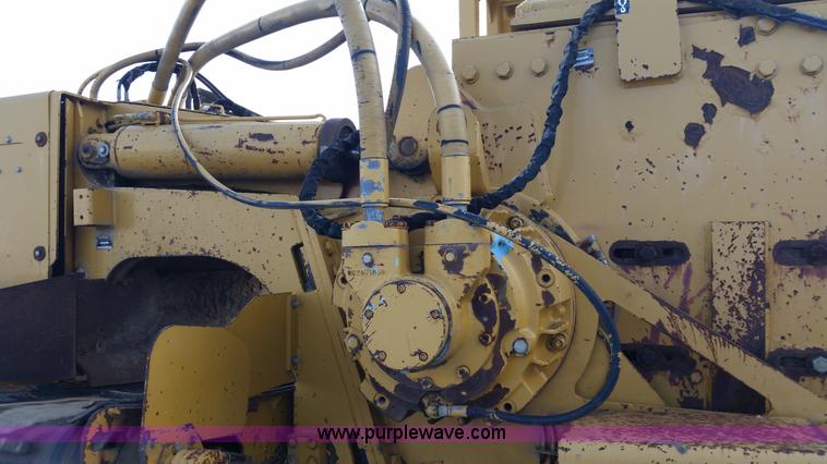 image for item N9339 2000 Vermeer T655 DT trencher