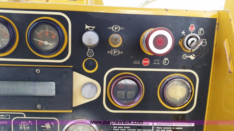 image for item N9339 2000 Vermeer T655 DT trencher