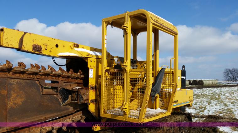 image for item N9339 2000 Vermeer T655 DT trencher