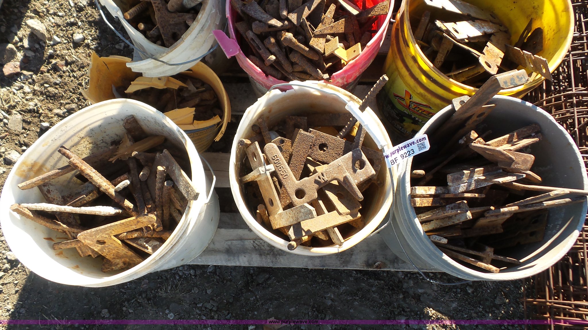 Concrete form hardware in Wakarusa, KS Item BF9223 sold Purple Wave