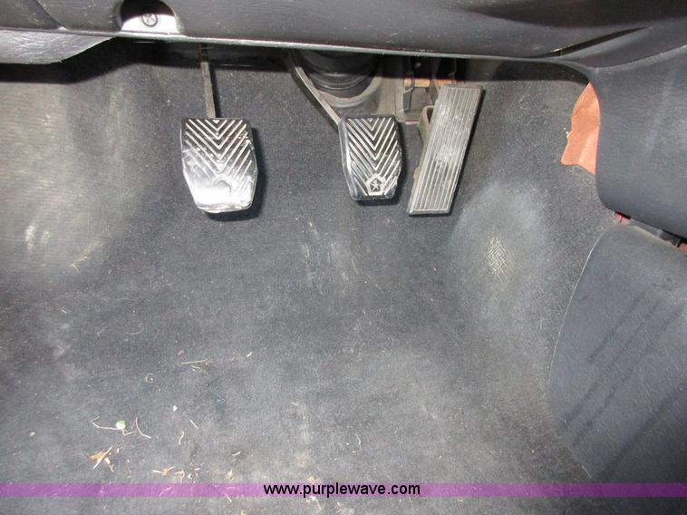 image for item BB9024 2005 Dodge Neon SXT