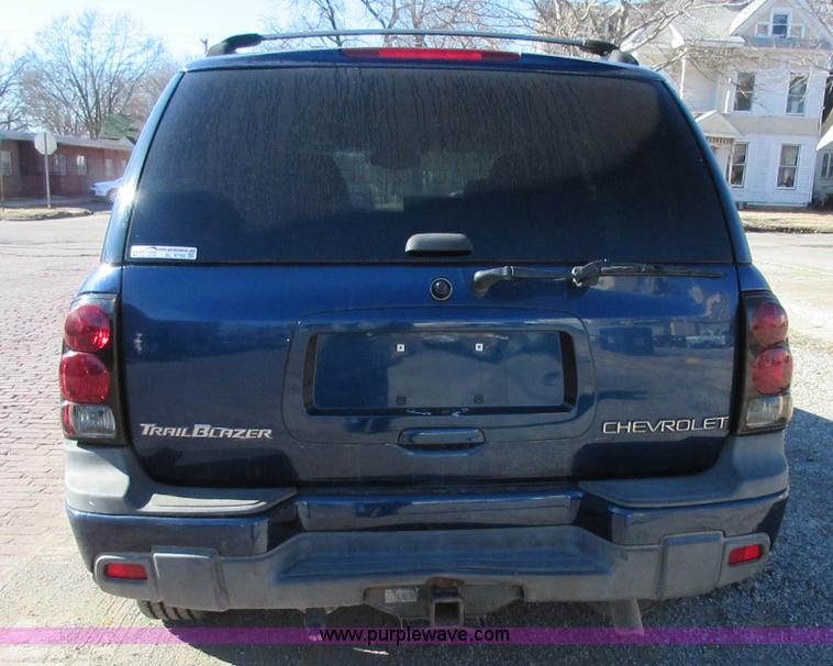 image for item BL9749 2004 Chevrolet TrailBlazer SUV