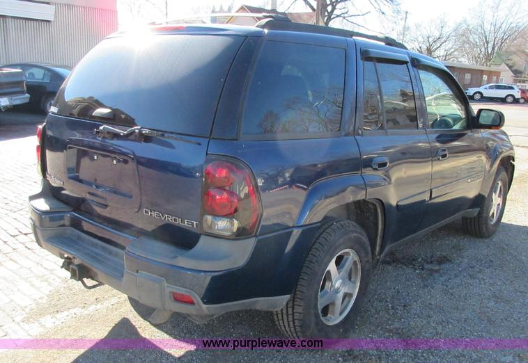 image for item BL9749 2004 Chevrolet TrailBlazer SUV