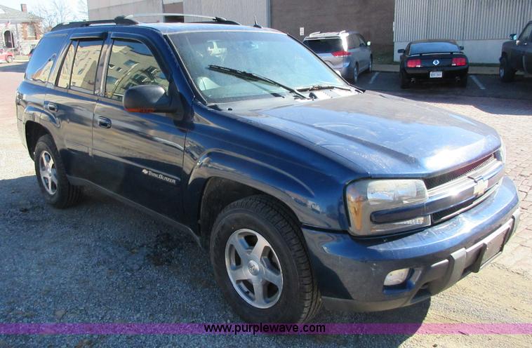 image for item BL9749 2004 Chevrolet TrailBlazer SUV