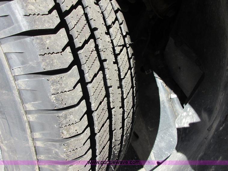 image for item BL9749 2004 Chevrolet TrailBlazer SUV