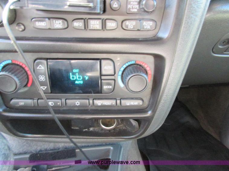 image for item BL9749 2004 Chevrolet TrailBlazer SUV