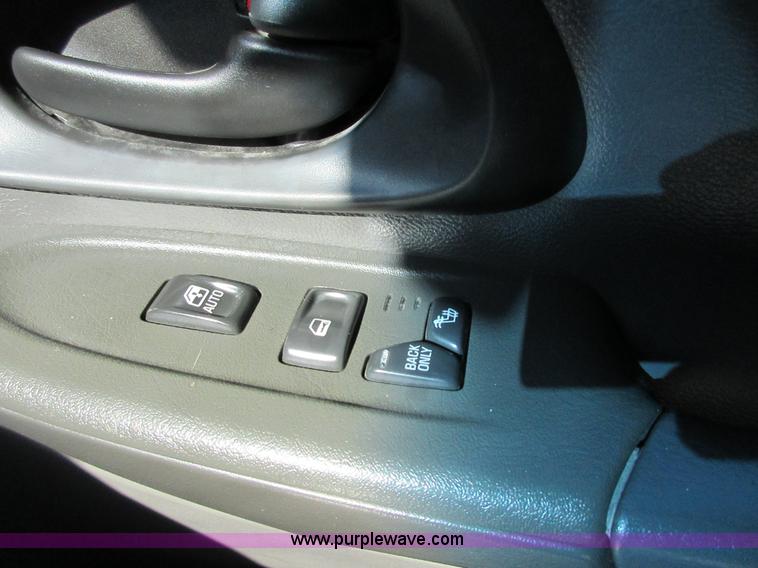 image for item BL9749 2004 Chevrolet TrailBlazer SUV