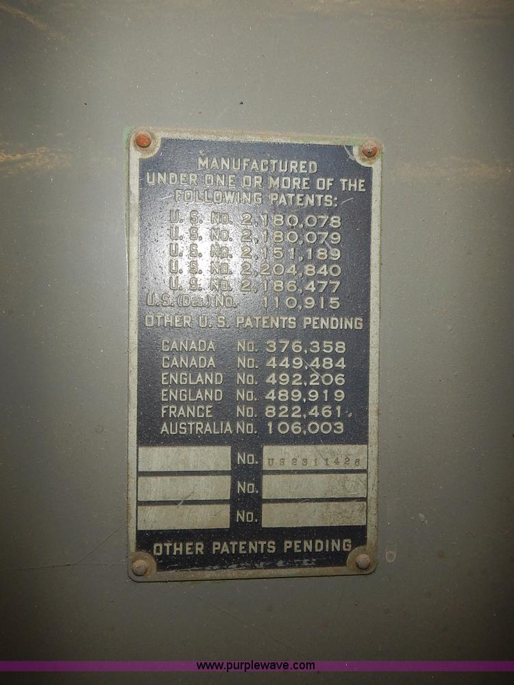image for item BN9046 Doall V26 vertical bandsaw