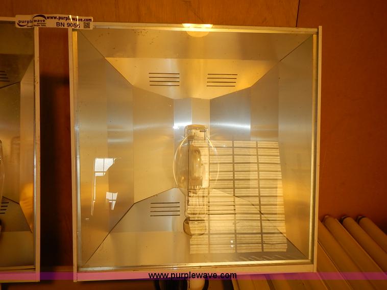 image for item BN9055 Assorted lights and power supplies