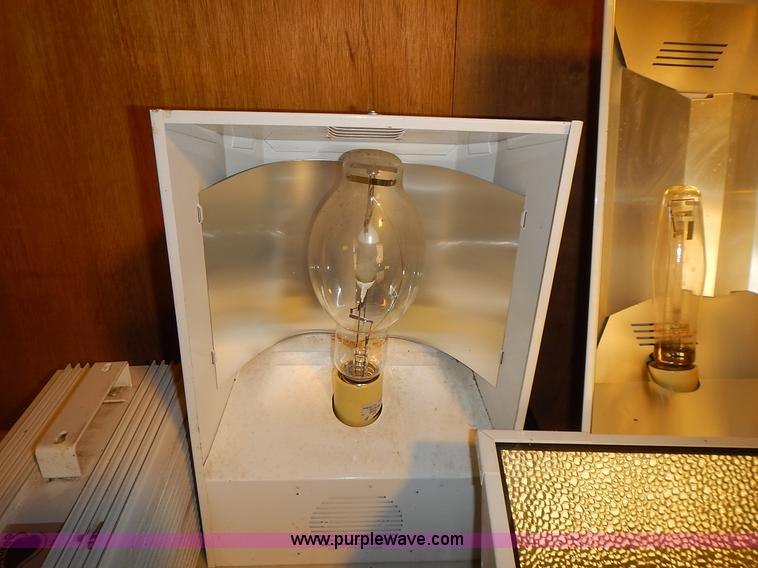 image for item BN9055 Assorted lights and power supplies