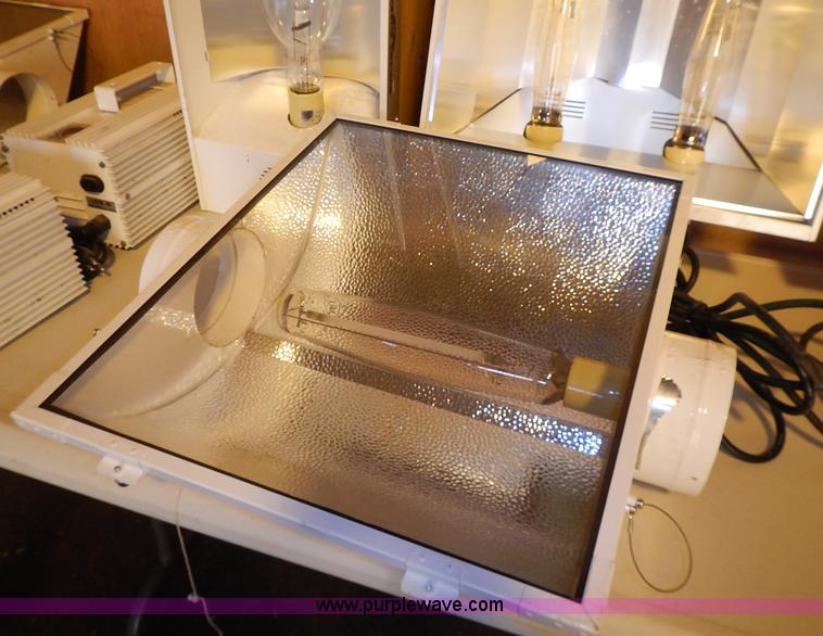 image for item BN9055 Assorted lights and power supplies